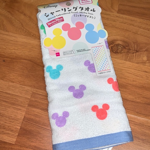 NWT Disney Colorful Towel - Picture 1 of 3